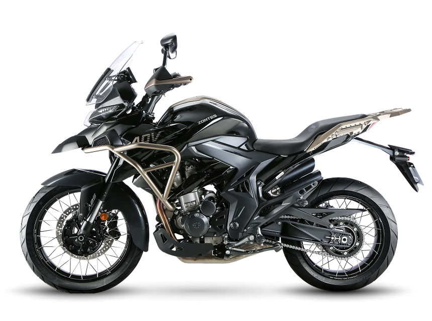 Zontes motos en Argentina - Zontes 350T negra vista lateral izquierda Zontes motos en Argentina - Zontes 350T negra, vista lateral izquierda, con parabrisas alto, defensas tubulares y diseño touring adventure.