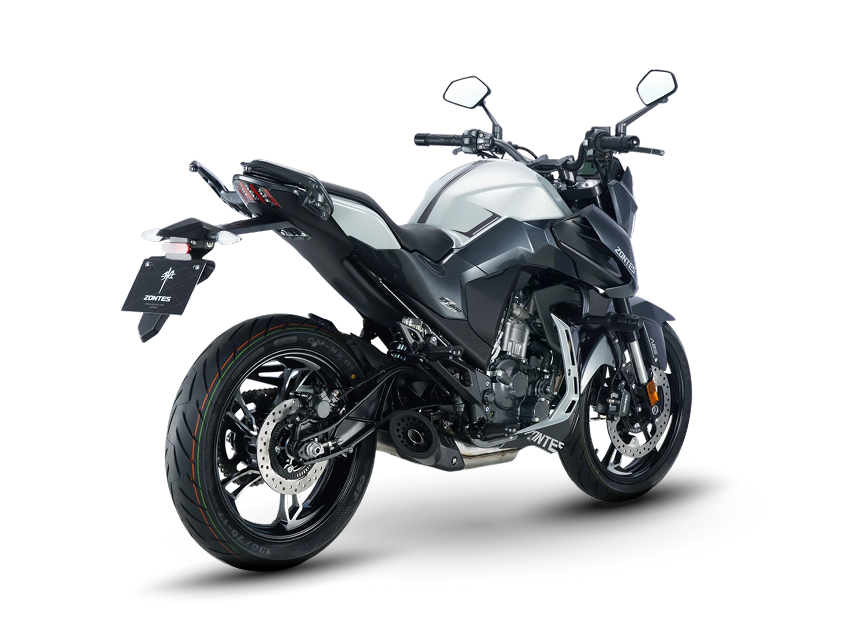 Zontes motos en Argentina - Zontes 200Z en gris claro con un sector posterior bien marcado, asiento corrido y detalles de estilo moderno. Zontes motos en Argentina - Zontes 200Z gris con cola elevada, llanta trasera protagonista y una silueta urbana de gran continuidad.
