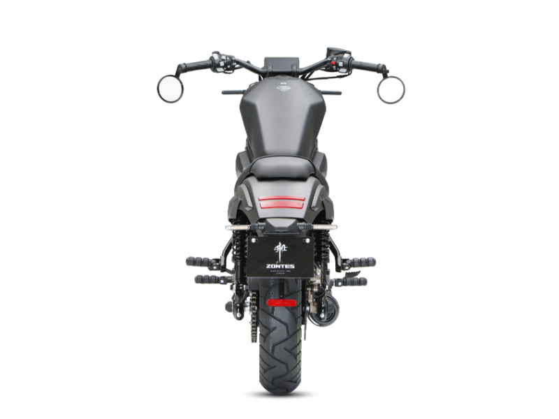 Zontes motos Argentina - Zontes C200 vista desde atrás Zontes motos Argentina - parte trasera de moto Zontes C200 negra con asiento bajo y manillar ancho