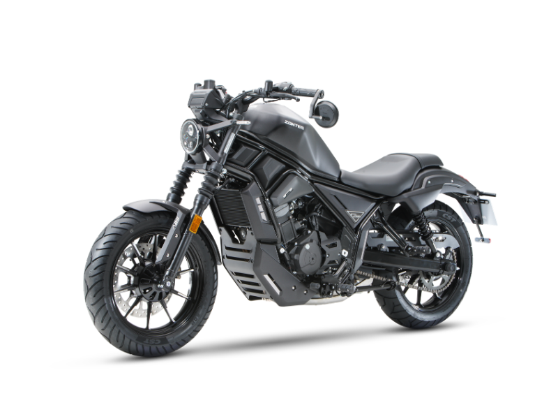 Zontes motos Argentina - Zontes C200 con presencia frontal urbana Zontes motos Argentina - moto Zontes C200 negra con faro redondo, neumático ancho y tanque gris