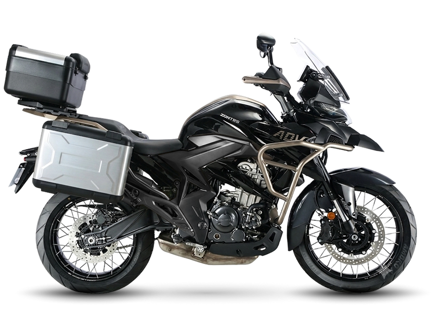 Zontes motos Argentina - Zontes T350 negra con frente touring Zontes motos Argentina - moto Zontes T350 negra con parabrisas alto y baúles laterales