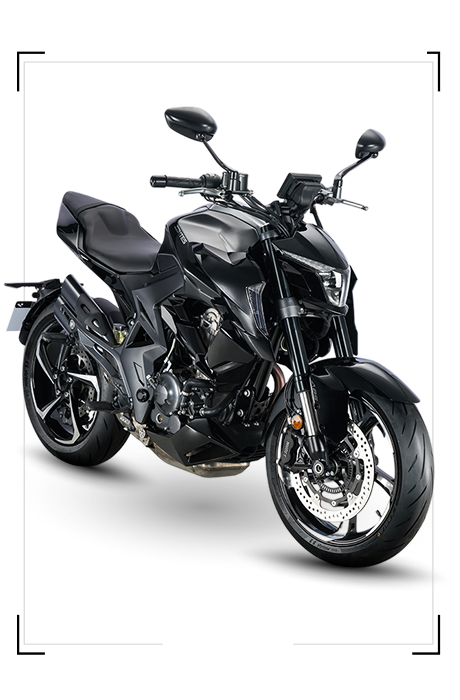 Zontes motos en Argentina - Zontes 350R negra y gris en vista tres cuartos delantera derecha.