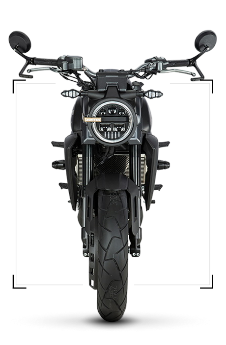 Zontes motos en Argentina - Zontes 350GK de frente con faro redondo, espejos altos y rueda delantera centrada.