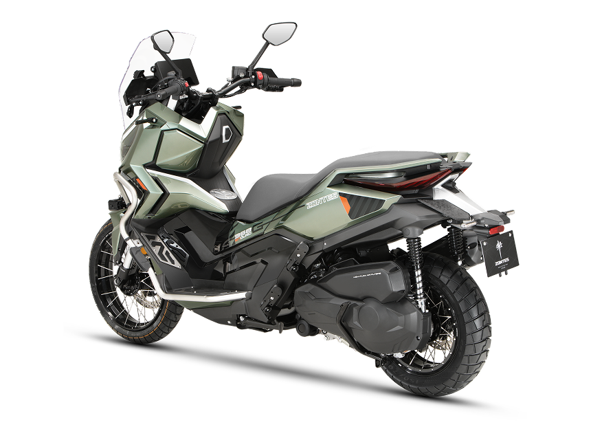 Zontes motos Argentina - Sector trasero izquierdo de la 368G ETC verde Zontes motos Argentina - 368G ETC verde en perspectiva posterior con transmisión cubierta